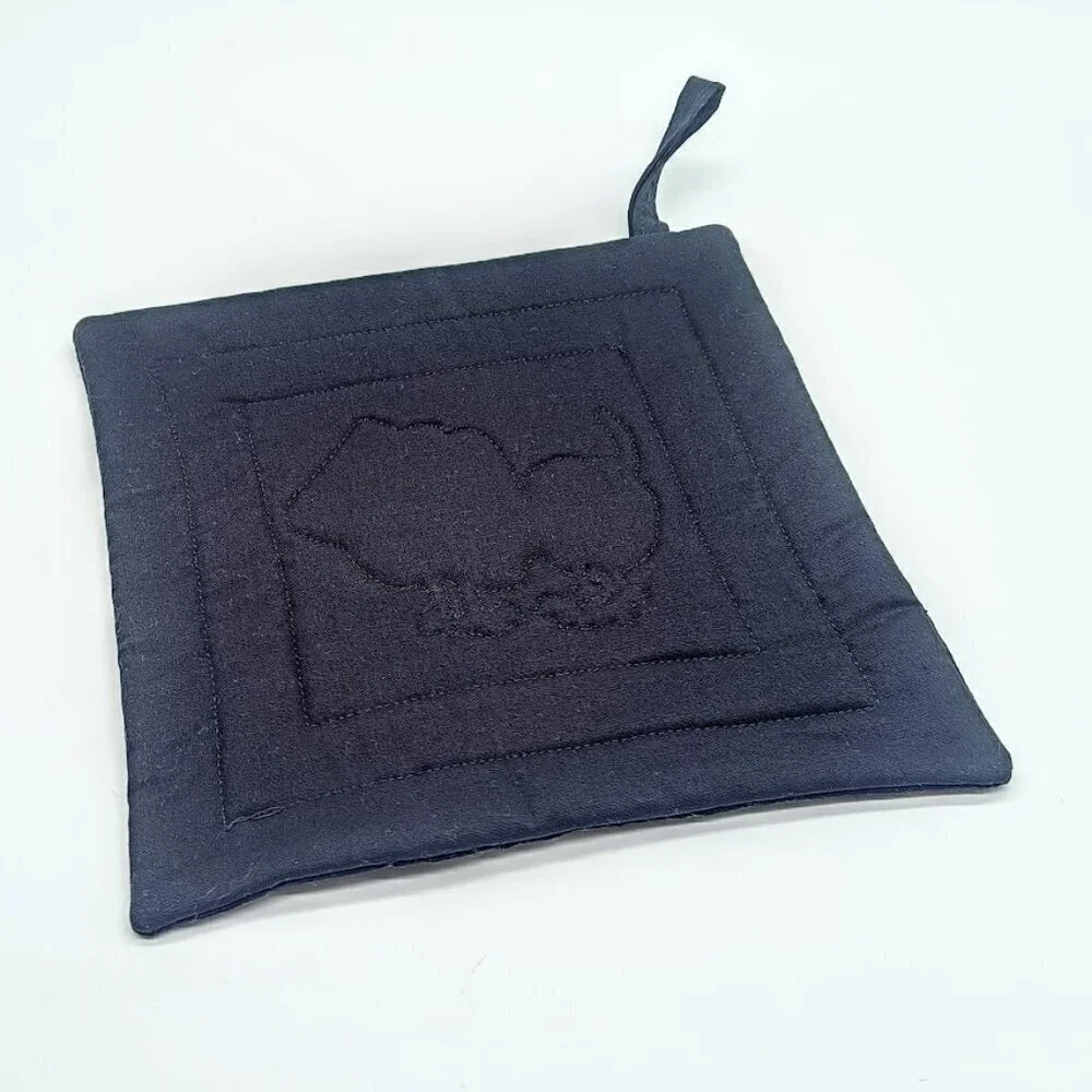 Loralie Harris Quilted Cotton Dog Happy Square Oven Pot Holder